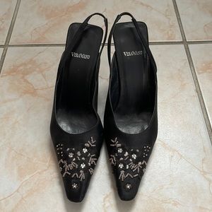 MUST GO BY WEDNESDAY SALE Vera Wang Black Heels